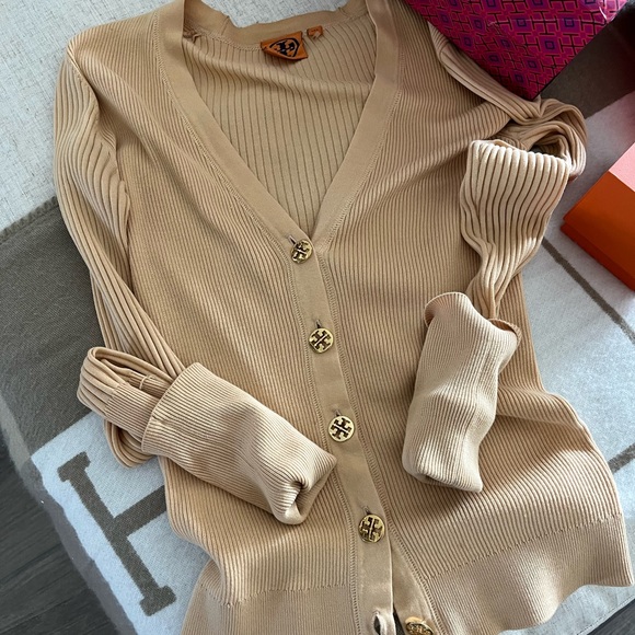 Tory Burch knit sweater top wheat color - Picture 3 of 3